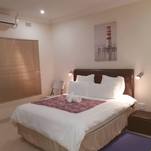 1 bedroom, minibar, desk, WiFi (free)