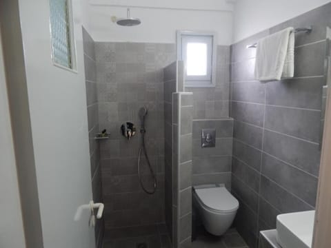 In-room safe, free WiFi