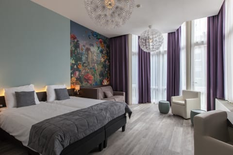 In-room safe, individually decorated, individually furnished, desk