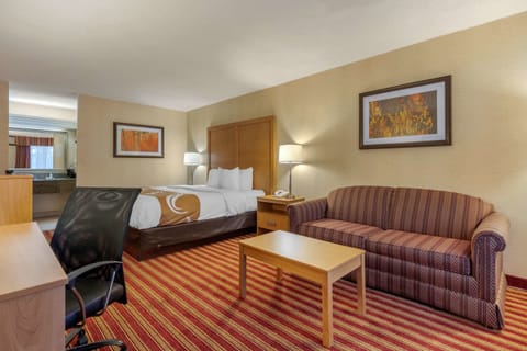 Standard Room, 1 King Bed, Smoking | Premium bedding, individually furnished, desk, blackout drapes