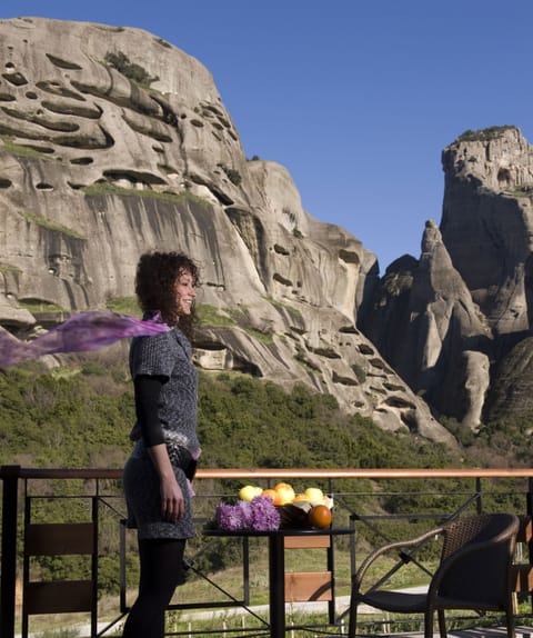 Double or Twin Room (Meteora View) | Premium bedding, in-room safe, desk, iron/ironing board