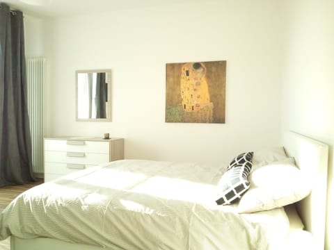 Classic Double Room, Private Bathroom | In-room safe, desk, laptop workspace, iron/ironing board
