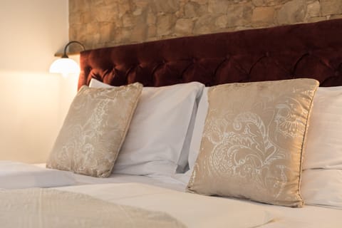 Standard Double Room, City View | 1 bedroom, premium bedding, minibar, in-room safe