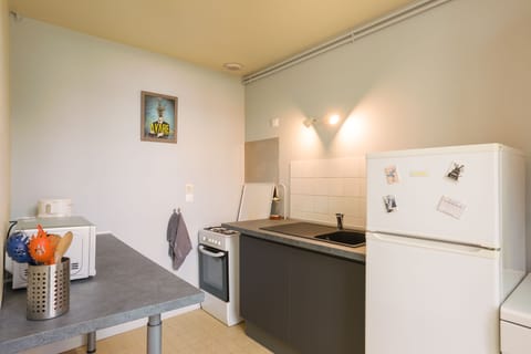 Superior Apartment, Ensuite (Arabesque Turgot) | Shared kitchen | Highchair