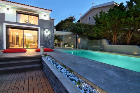 Front of property - evening/night