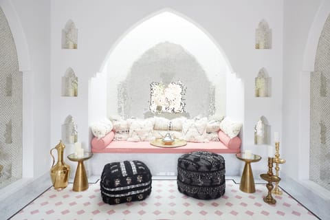 Couples treatment rooms, body treatments, body wraps, body scrubs