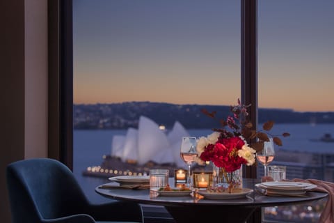 Sydney Opera Studio Club Suite | Living area | TV, DVD player, pay movies