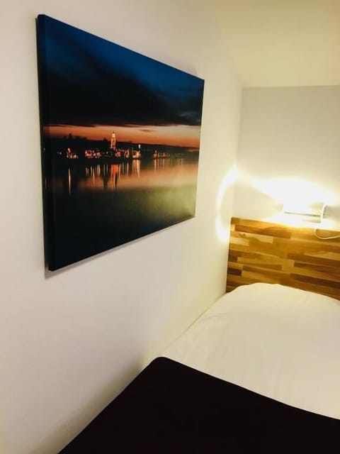 Desk, blackout drapes, iron/ironing board, free WiFi