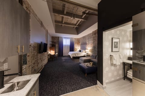 Trundle King Suite | Premium bedding, pillowtop beds, in-room safe, individually decorated