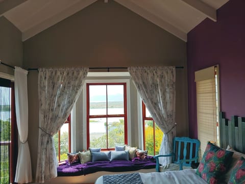 Deluxe Queen Rooms | 5 bedrooms, pillowtop beds, individually decorated