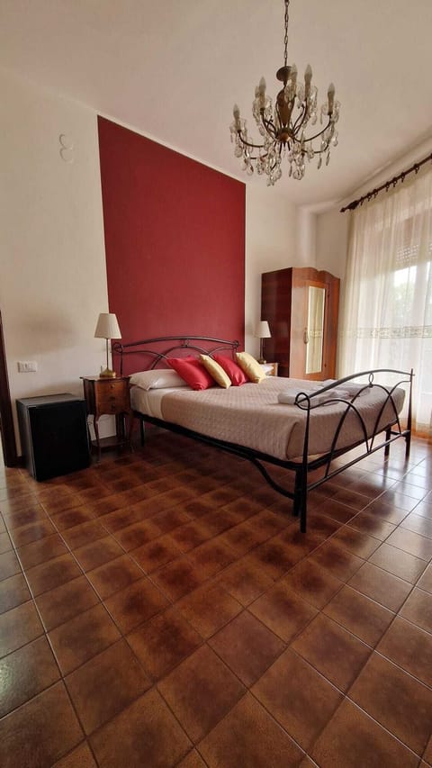 Junior Suite, Balcony | Minibar, in-room safe, desk, iron/ironing board