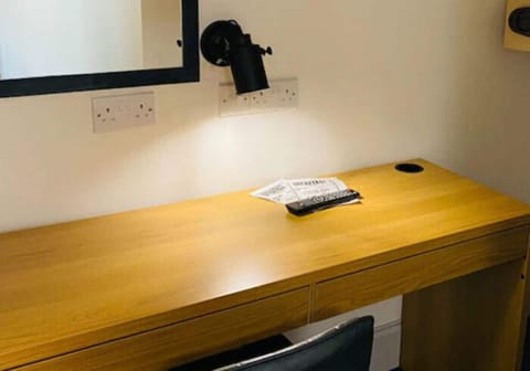 Egyptian cotton sheets, premium bedding, in-room safe, desk