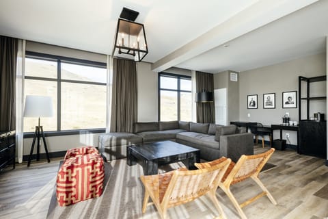 In-room safe, desk, blackout drapes, rollaway beds