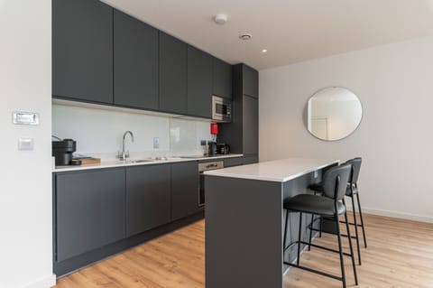 Standard Apartment, 2 Bedrooms | 1 bedroom, laptop workspace, iron/ironing board, free WiFi