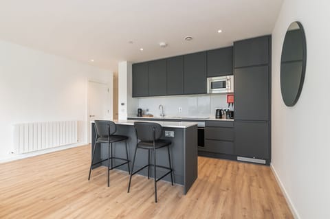 Standard Apartment, 2 Bedrooms | 1 bedroom, laptop workspace, iron/ironing board, free WiFi