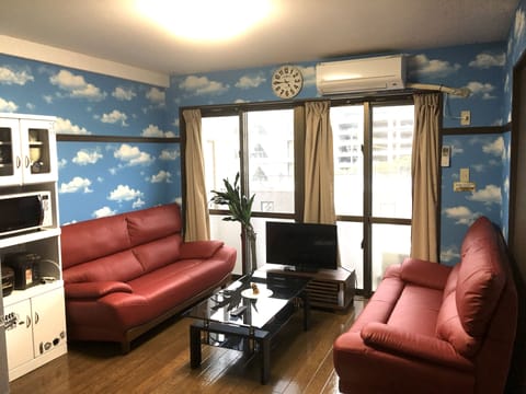 Grand Room, Non Smoking | 2 bedrooms, premium bedding, desk, WiFi (free)