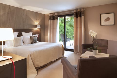 Chambre Privilège Double ou Twin | Premium bedding, in-room safe, soundproofing, free cribs/infant beds