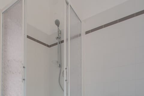 Double Room, Balcony, Sea View | Bathroom shower