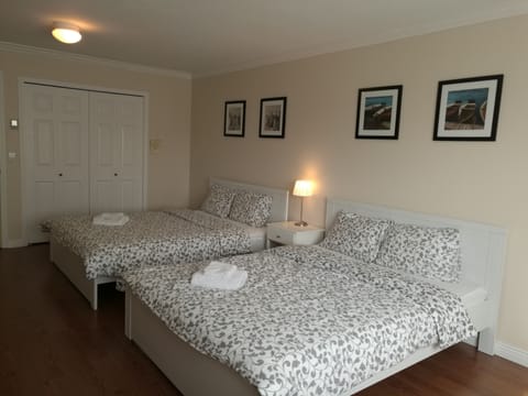 Comfort Double Room, 2 Queen Beds, Shared Bathroom | Desk, laptop workspace, free WiFi