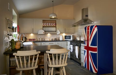 Deluxe Cottage, Multiple Beds | Egyptian cotton sheets, premium bedding, down comforters