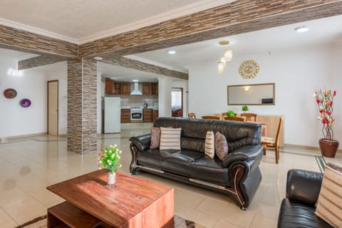 Apartment, 2 Bedrooms, Non Smoking | Living area | 10-inch Smart TV with cable channels, Netflix, streaming services
