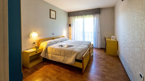 Double or Twin Room | In-room safe, free WiFi