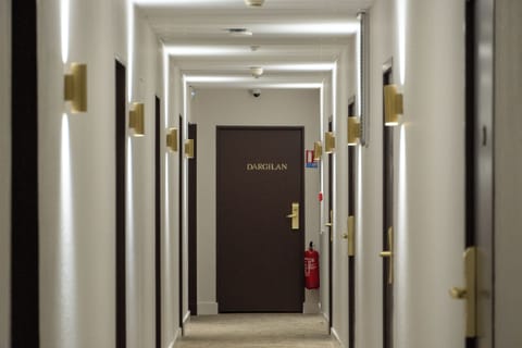 Premium bedding, Select Comfort beds, minibar, desk