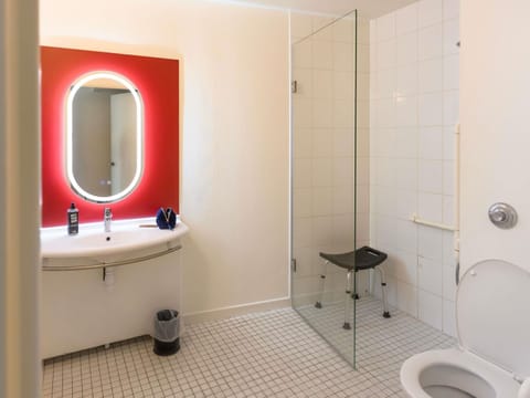 Standard Room, 1 Double Bed | Desk, blackout drapes, iron/ironing board, free WiFi