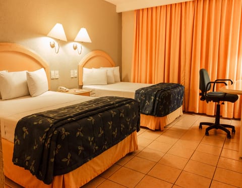 Premium bedding, in-room safe, desk, laptop workspace