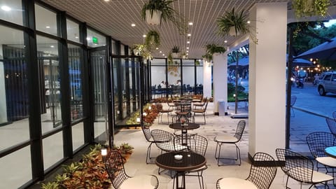 Coffee shop