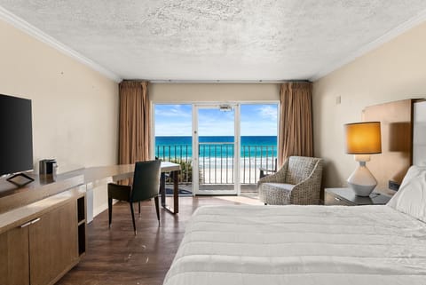 King Suite | Free WiFi, bed sheets