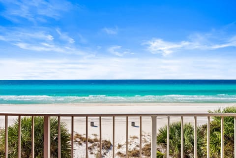 Standard Room, 1 King Bed with Sofa bed, Patio | Terrace/patio