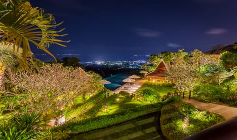 Villa (5 Bedrooms) | Garden view