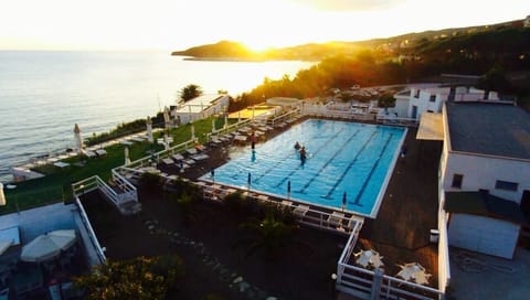 Seasonal outdoor pool