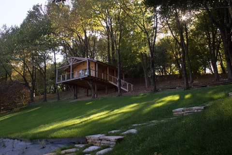 Tree House | Premium bedding, minibar, in-room safe, desk