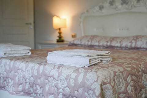 Junior Suite | Premium bedding, minibar, in-room safe, desk