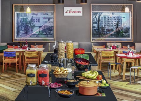 Daily buffet breakfast for a fee