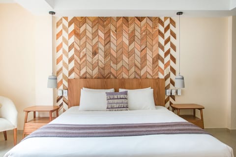 WiFi (free), bed sheets