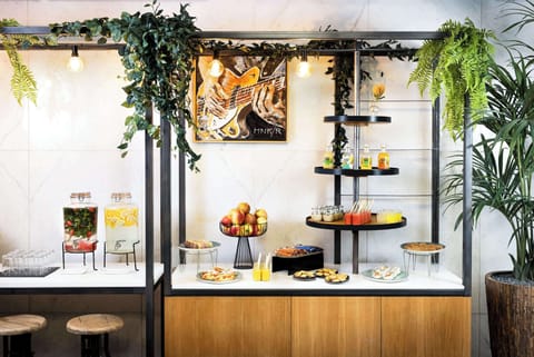 Daily buffet breakfast for a fee