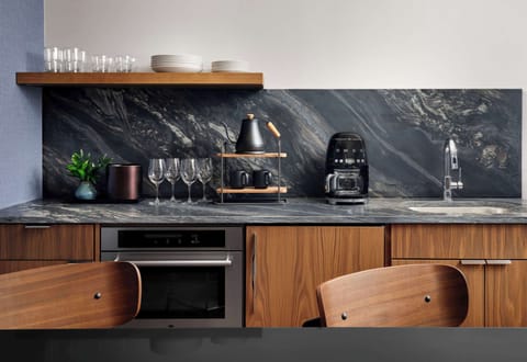 Fridge, coffee/tea maker, highchair