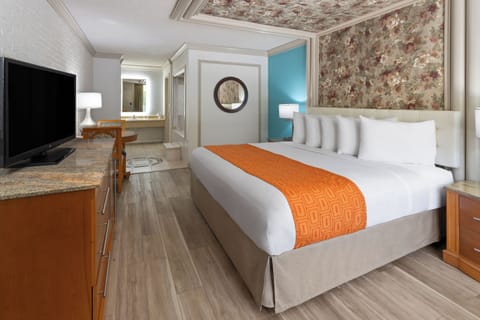 Iron/ironing board (on request), WiFi (free), bed sheets