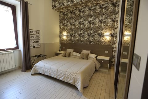 Classic Double Room | Pillowtop beds, minibar, individually decorated, desk