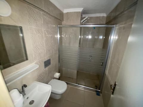 Individually decorated, desk, soundproofing, free WiFi