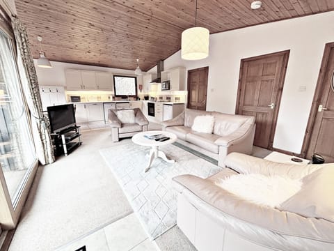 Chalet | Living area | 30-inch LCD TV with satellite channels, TV, DVD player