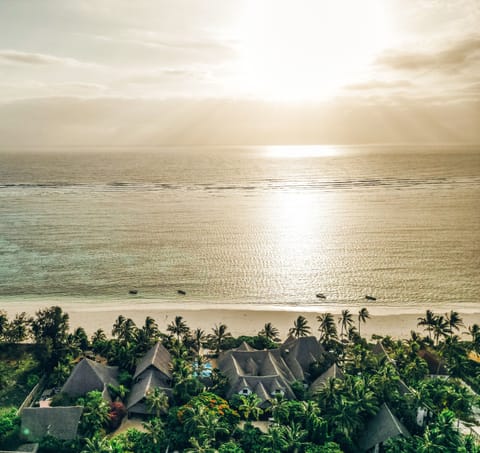 Private beach, white sand, sun loungers, beach towels