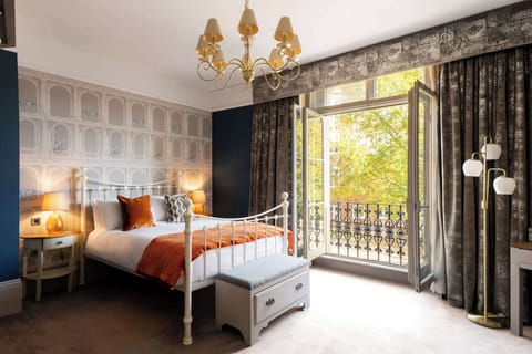 Deluxe Room | Desk, free WiFi, bed sheets