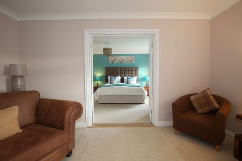 Superior Suite, Garden View | Premium bedding, free WiFi, bed sheets