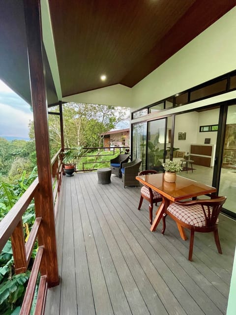 Luxury Villa, 1 King Bed | Terrace/patio