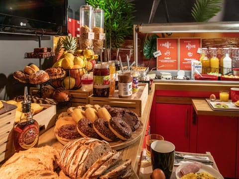 Daily buffet breakfast for a fee
