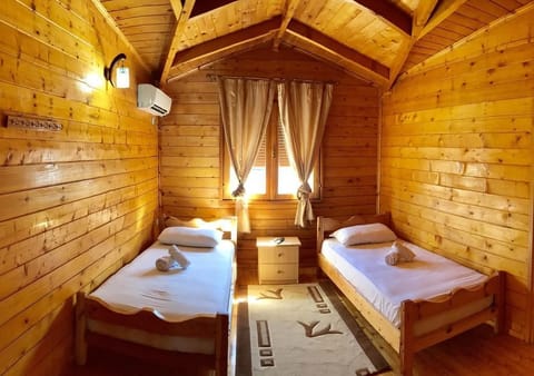 In-room safe, iron/ironing board, free WiFi, bed sheets